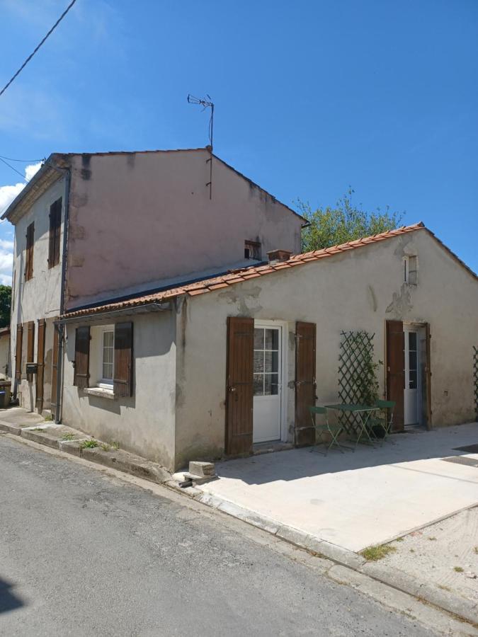 Maison de village entre estuaire et océan Saint-Yzans-de-Médoc Extérieur photo